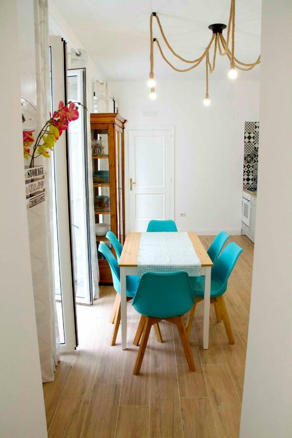 Casa Fabiana Apartment เนเปิลส์ ภายนอก รูปภาพ