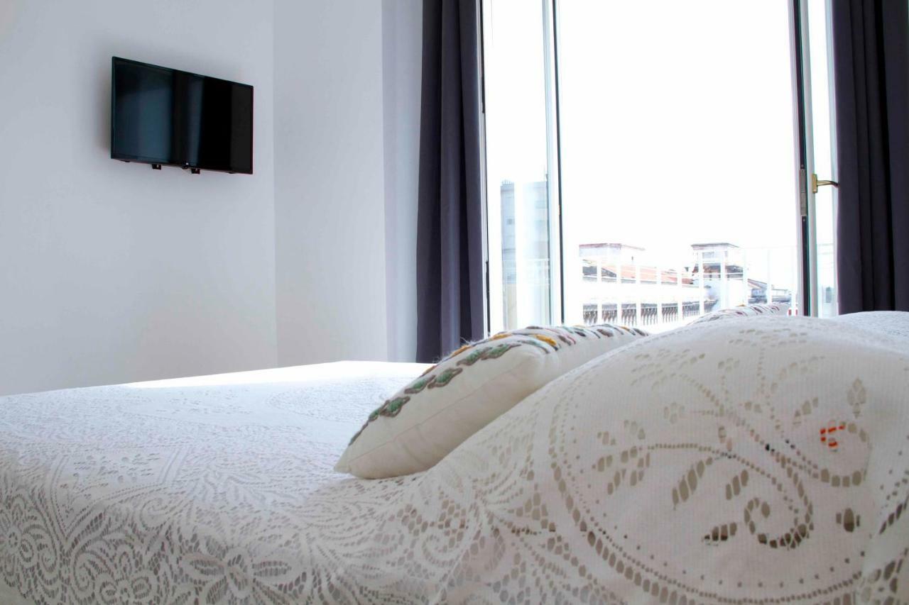 Casa Fabiana Apartment เนเปิลส์ ภายนอก รูปภาพ