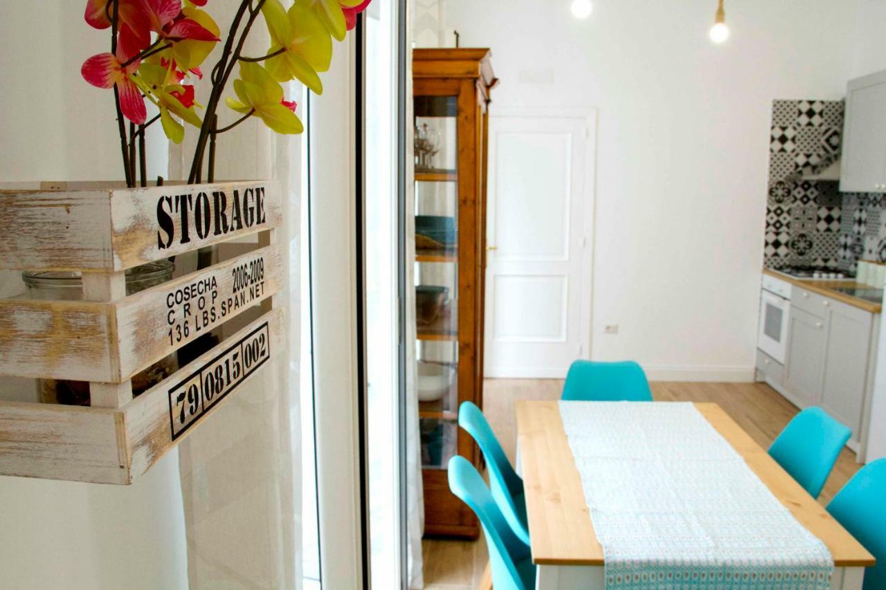Casa Fabiana Apartment เนเปิลส์ ภายนอก รูปภาพ